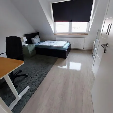 Monteurwohnung - Bertholdstrasse 19 Lägenhet *