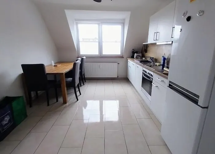 Monteurwohnung - Bertholdstrasse 19 Lägenhet *