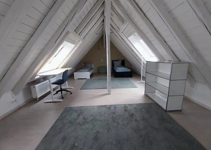 Monteurwohnung - Bertholdstrasse 19 *