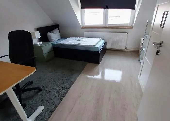 Monteurwohnung - Bertholdstrasse 19 Lägenhet *